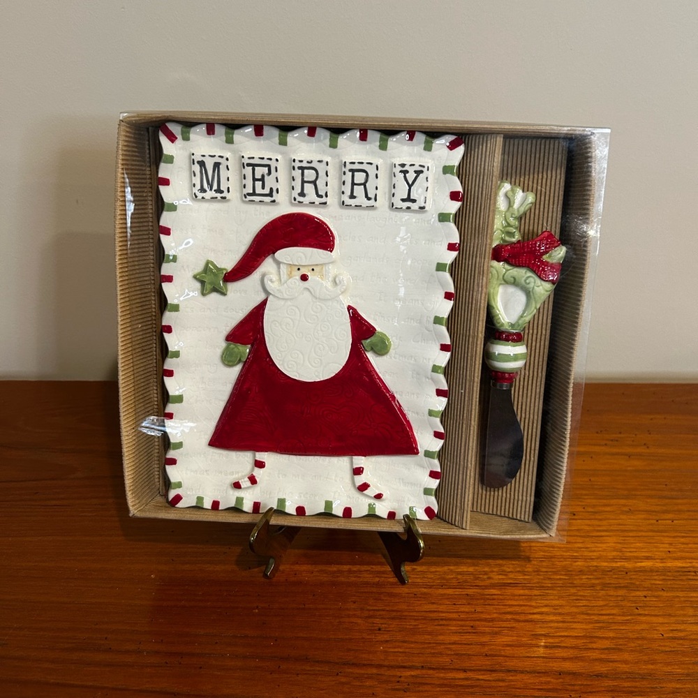 Mud Pie “Merry” Christmas Cheese Plate and Knife.
